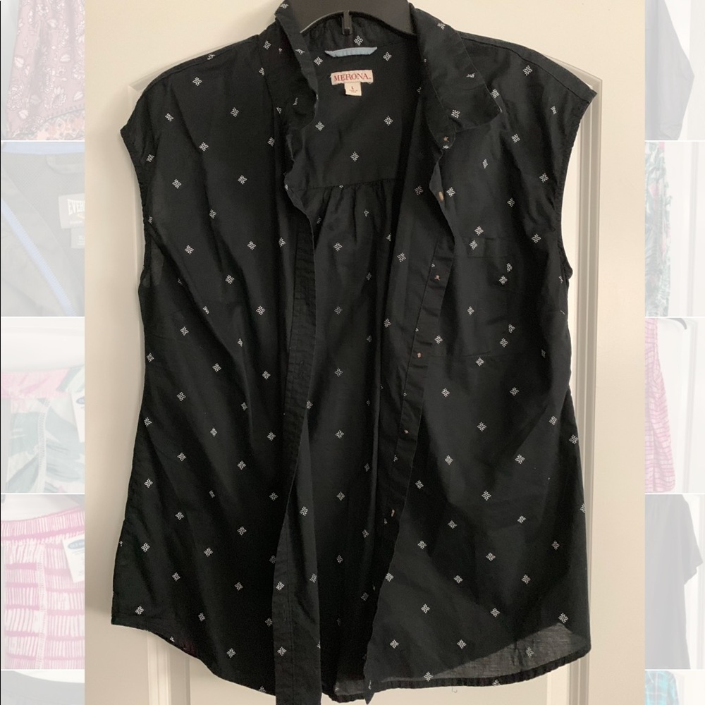 Sleeveless black top